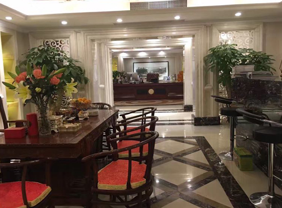 湖北榮高門業(yè)